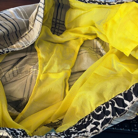 Tommy Bahama Relax Swim Trunks Board Shorts Lined Mens Beige Black Plaid Size XL - Picture 10 of 10